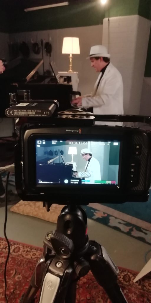 Musik_Depression_Ferdi1 Musik unterstützt Ferdinand durch psychische Krisen